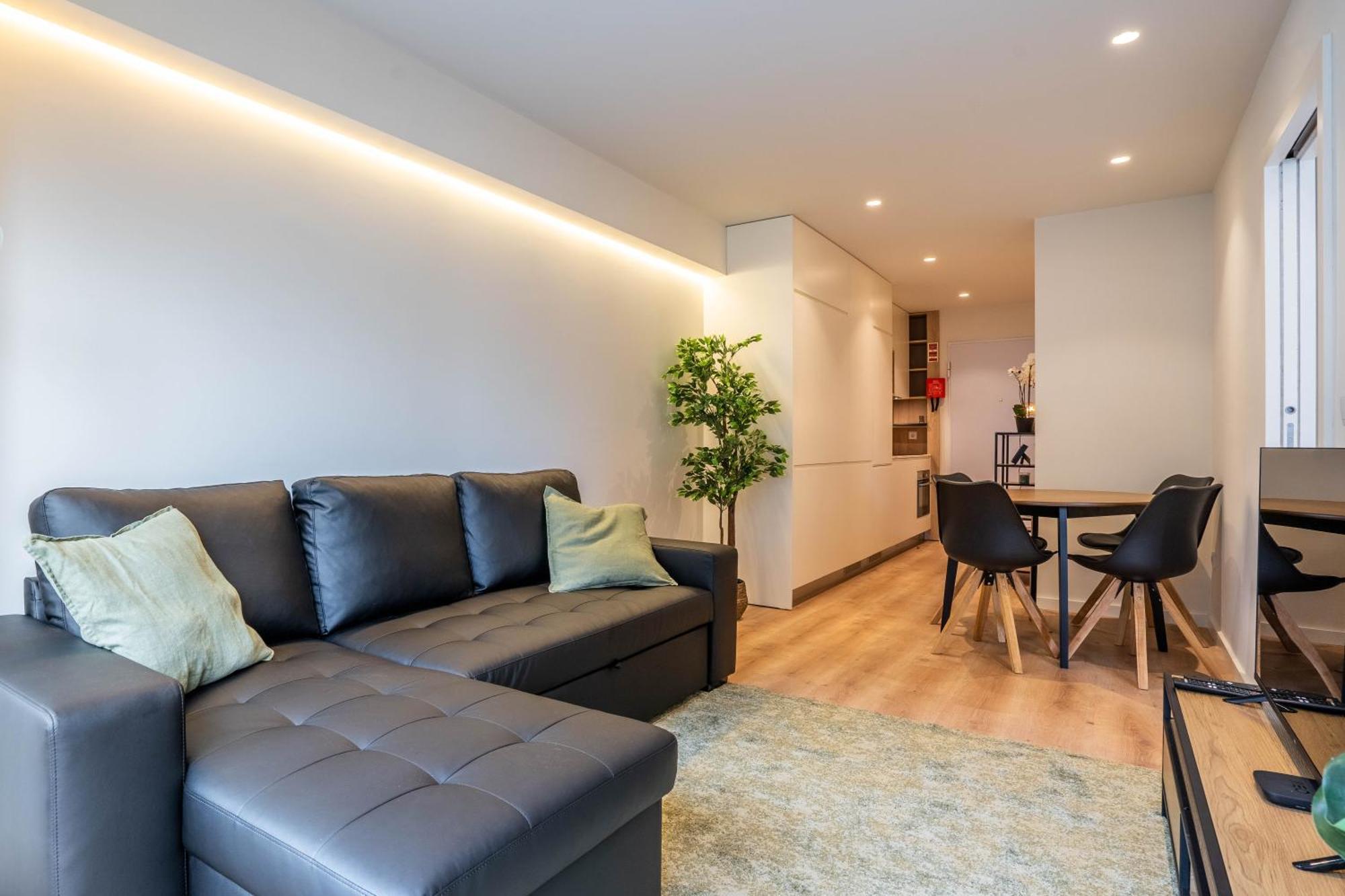 Trindade Bliss: 1Br W/ Free Parking By Lovelystay 波尔图 外观 照片
