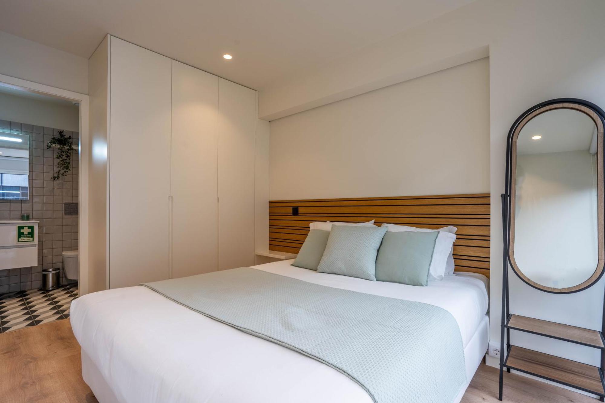 Trindade Bliss: 1Br W/ Free Parking By Lovelystay 波尔图 外观 照片