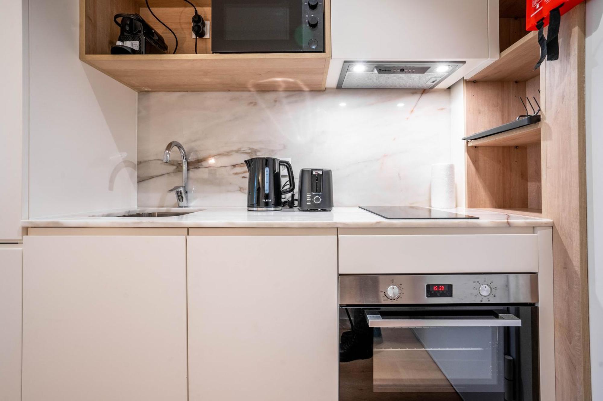Trindade Bliss: 1Br W/ Free Parking By Lovelystay 波尔图 外观 照片