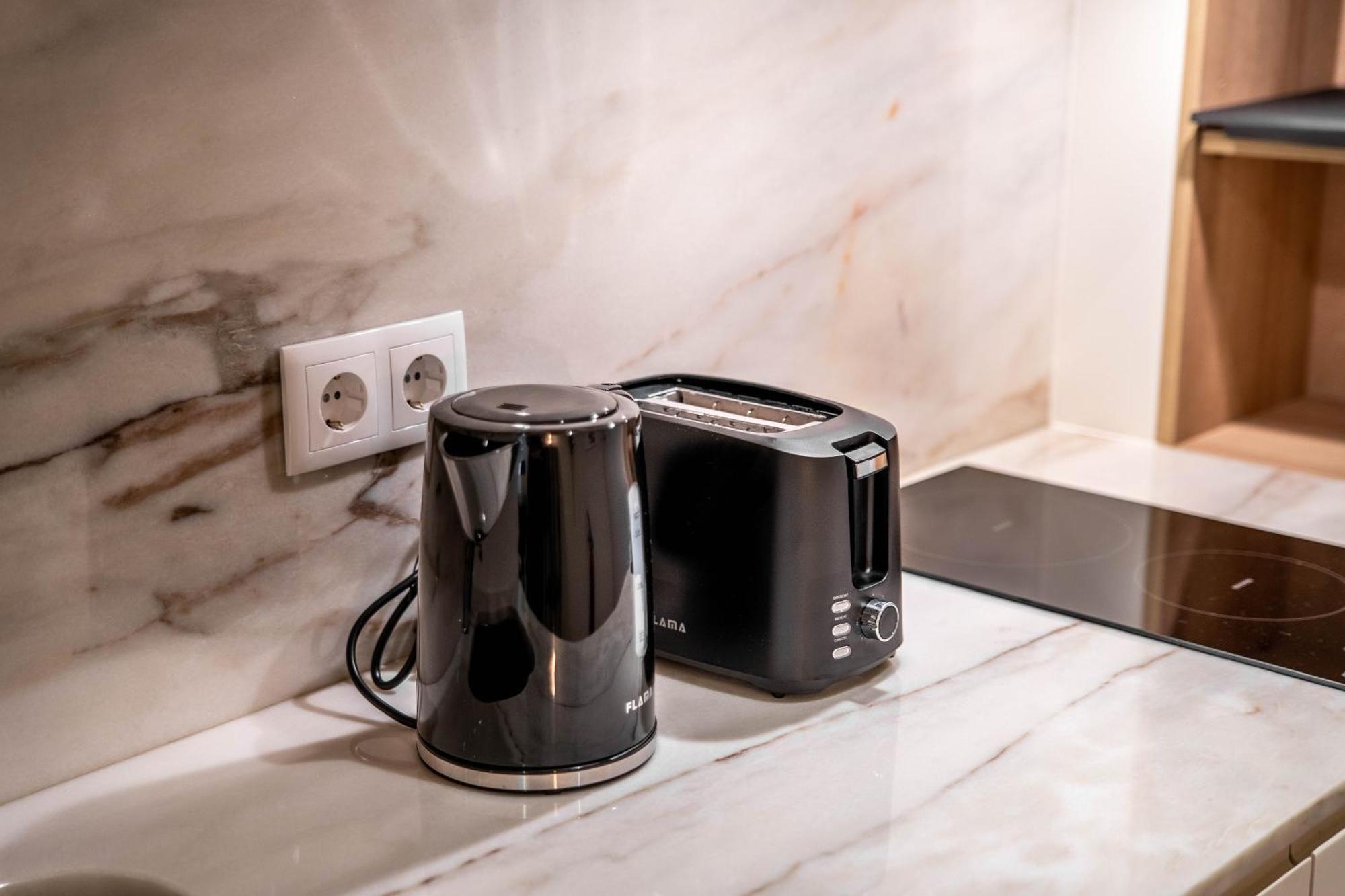 Trindade Bliss: 1Br W/ Free Parking By Lovelystay 波尔图 外观 照片