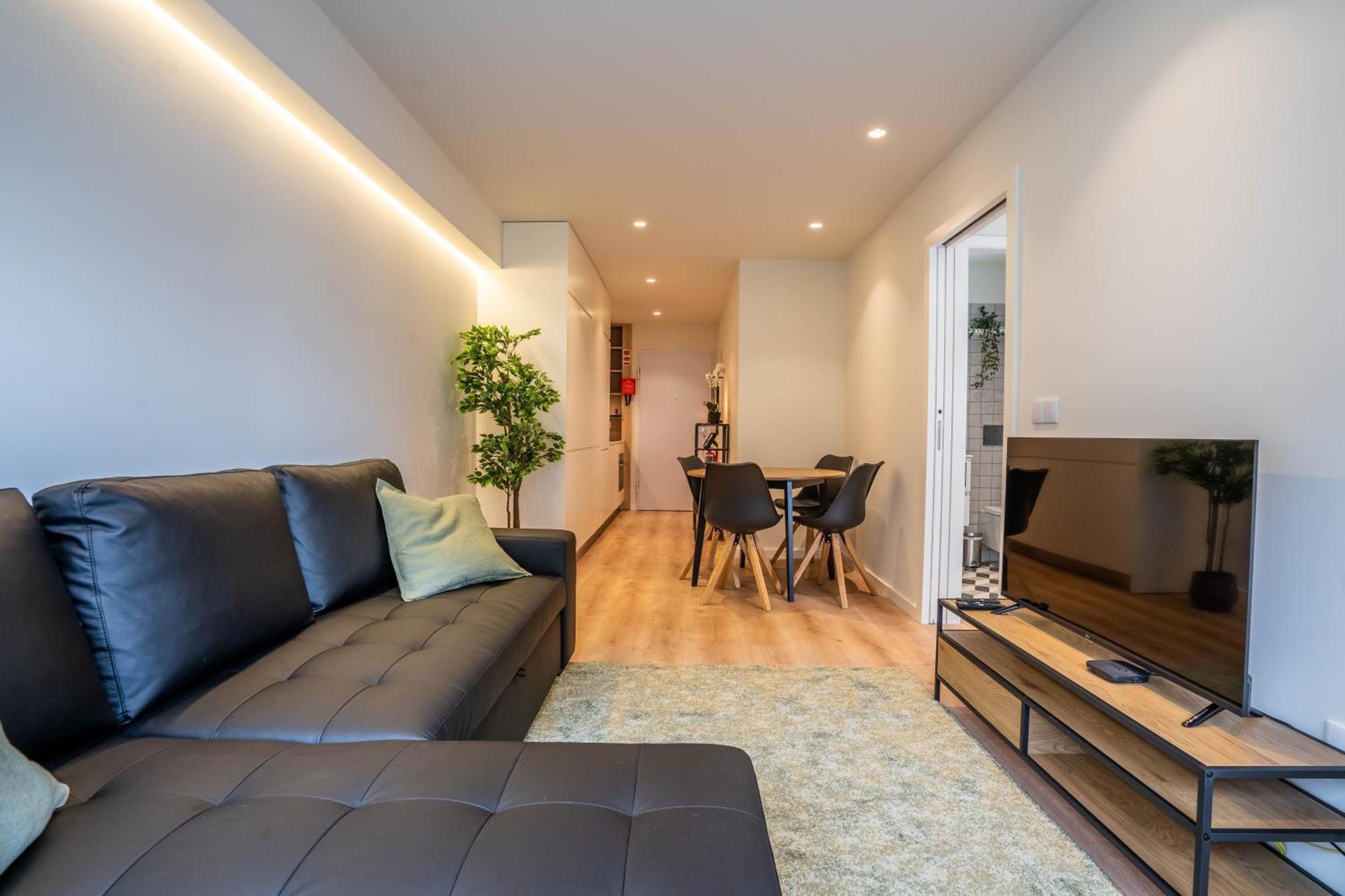 Trindade Bliss: 1Br W/ Free Parking By Lovelystay 波尔图 外观 照片