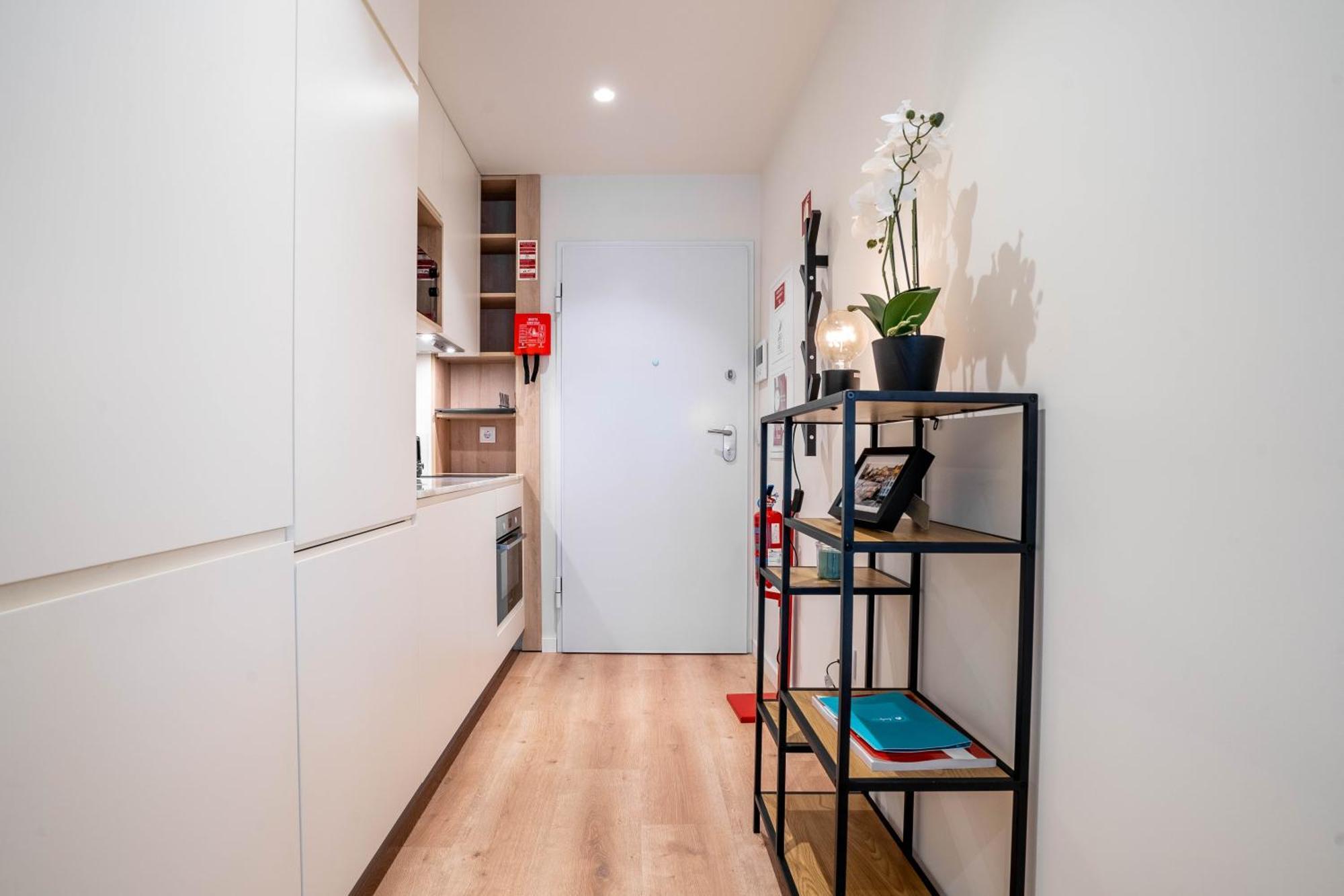 Trindade Bliss: 1Br W/ Free Parking By Lovelystay 波尔图 外观 照片
